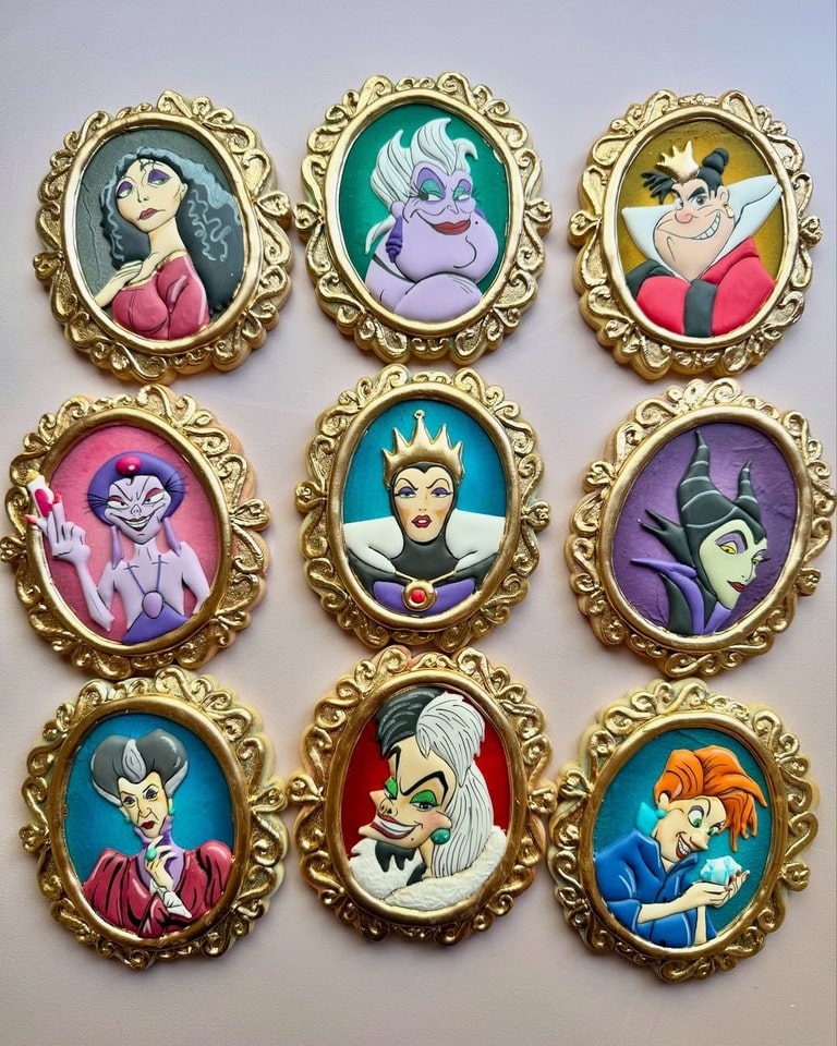 Each of these nine Disney Villains Portraits Cookies features a different villain and has an intricate gold frame